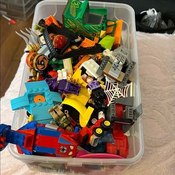 LEGO Assorted Building Blocks Set - Multicolor - Picture 2 of 5